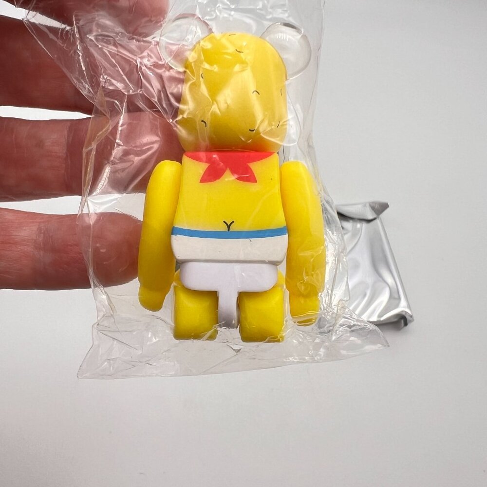 Bearbrick Series 48 Dress Up PEANUT Artist Medicom Be@rbrick 100% Figure - Picture 4 of 8